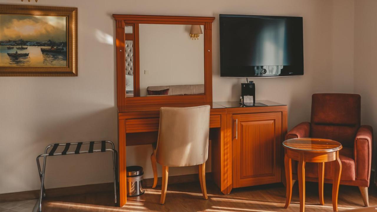 סיליברי Premier Vista Hotel מראה חיצוני תמונה