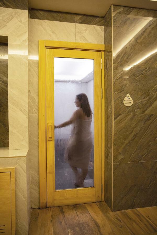 סיליברי Premier Vista Hotel מראה חיצוני תמונה