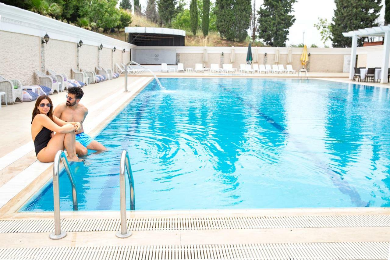 סיליברי Premier Vista Hotel מראה חיצוני תמונה